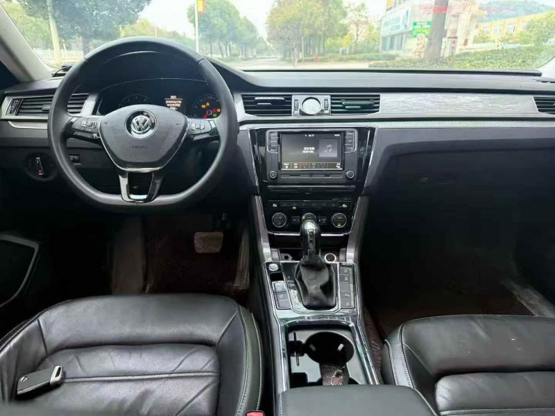 岳阳18年大众帕萨特4