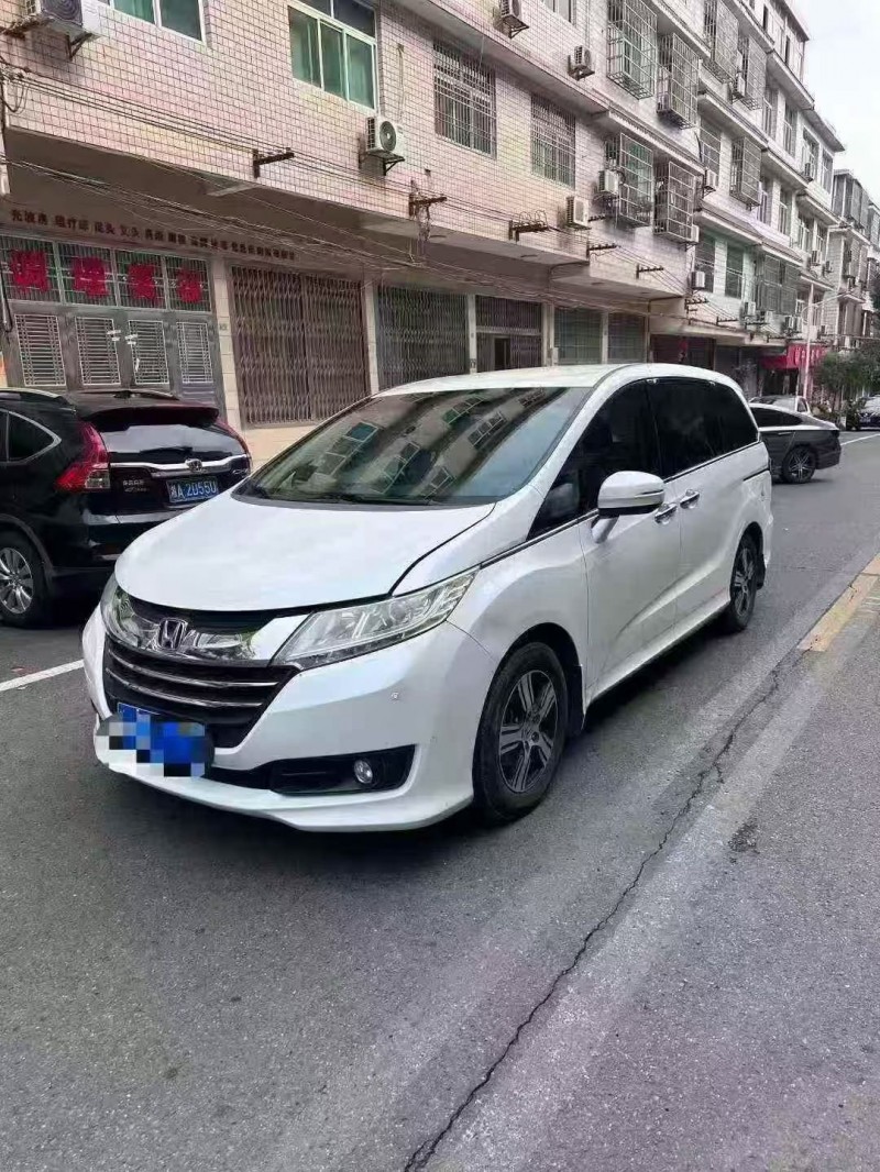 长沙18年本田奥德赛2