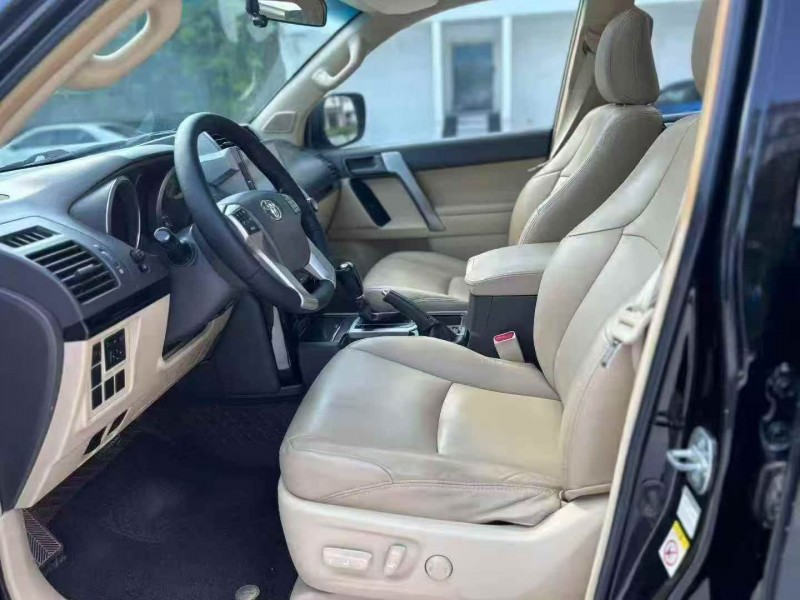 湛江14年丰田普拉多4