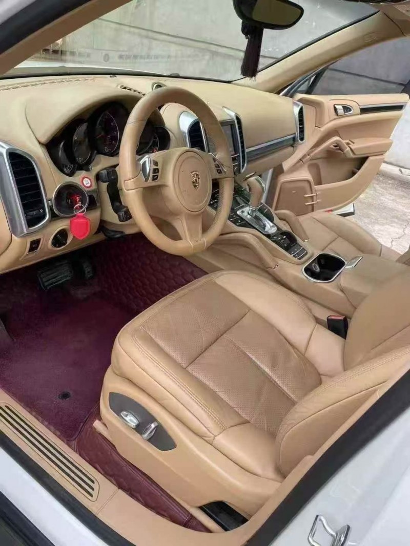 莆田15年保时捷卡宴5