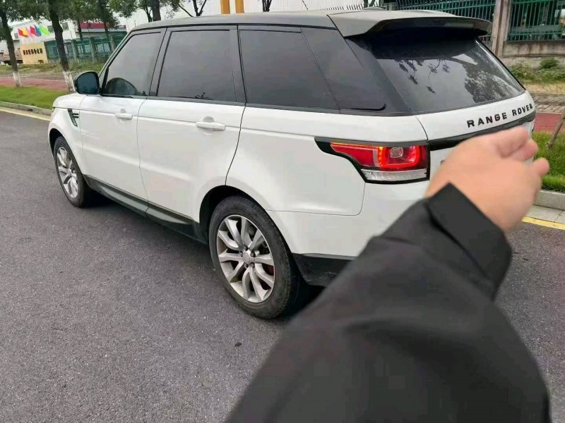 潍坊14年路虎揽胜运动7