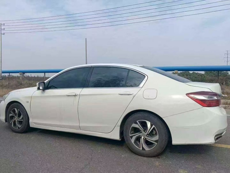 济南18年本田雅阁4