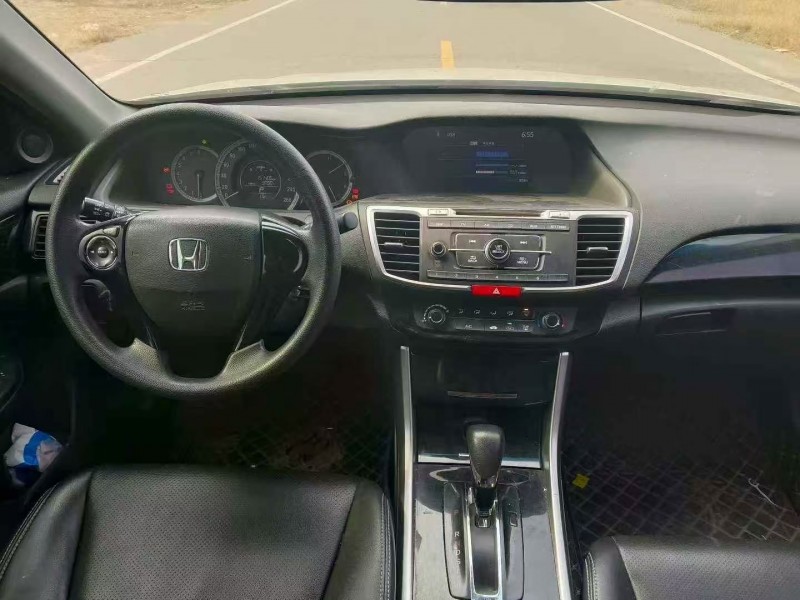 济南18年本田雅阁6