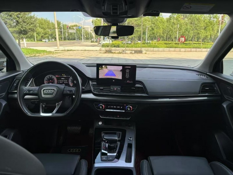 吉林21年奥迪Q58