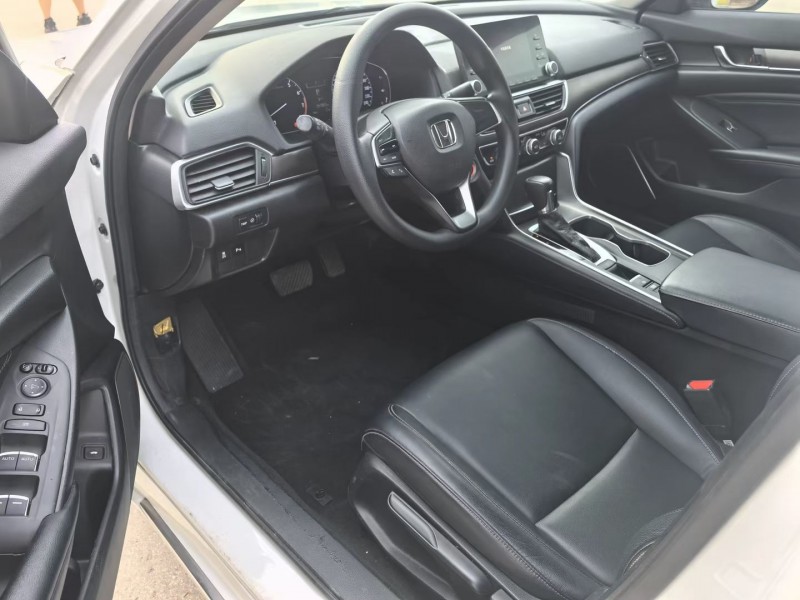 济南19年本田雅阁8