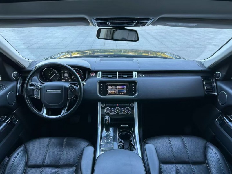 吉林16年路虎揽胜运动5