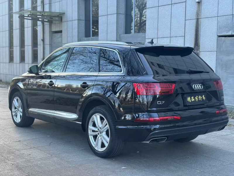 吉林16年奥迪Q76