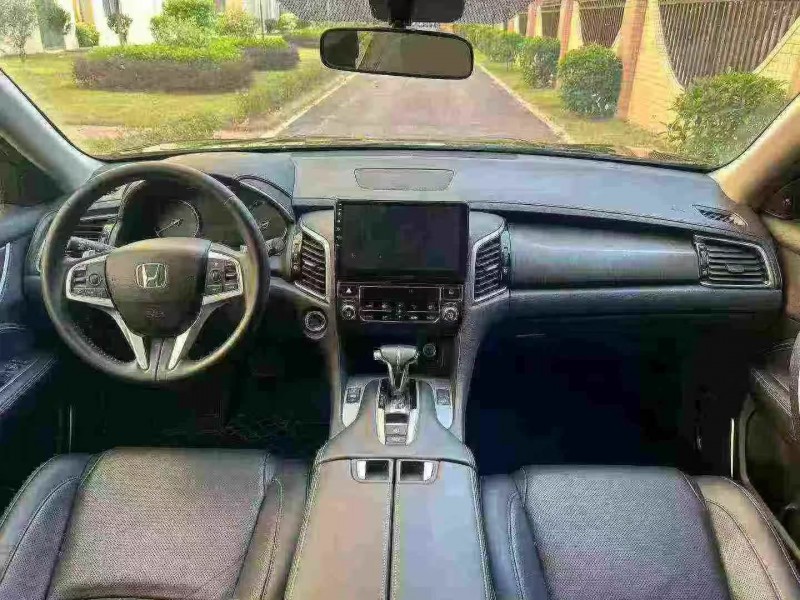 佛山22年本田冠道5