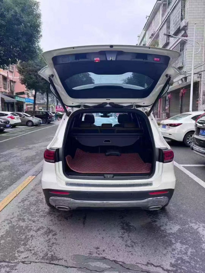 益阳21年奔驰GLB8