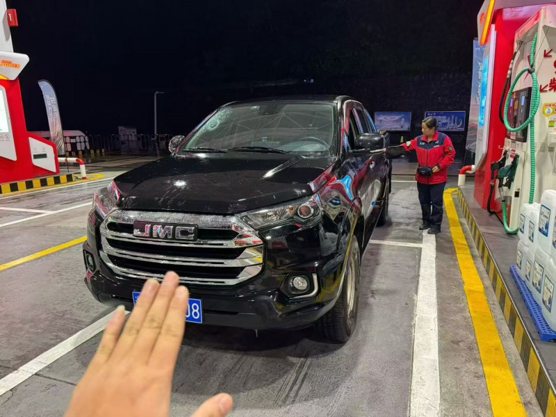 株洲22年江铃域虎2