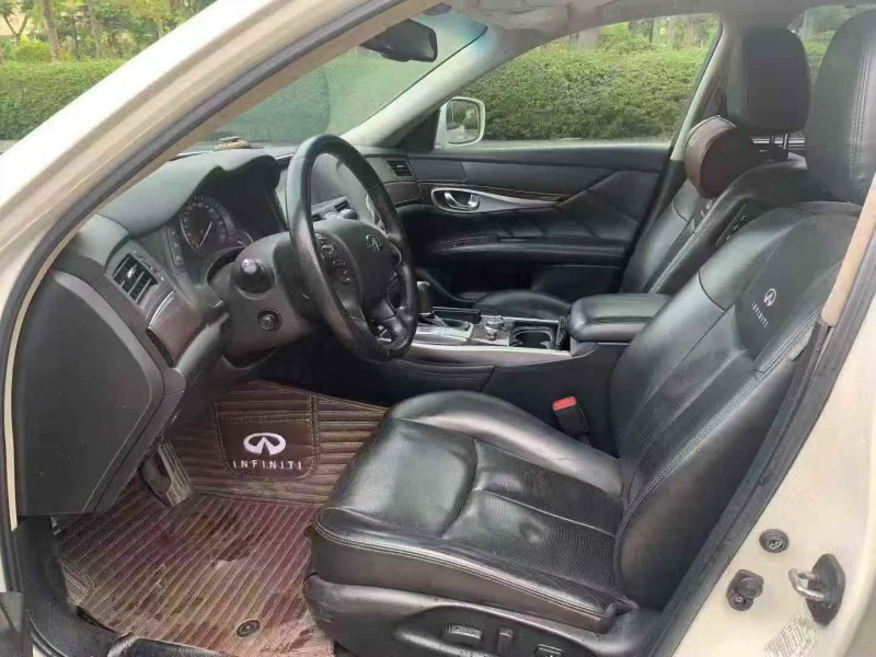 佛山15年英菲尼迪Q704