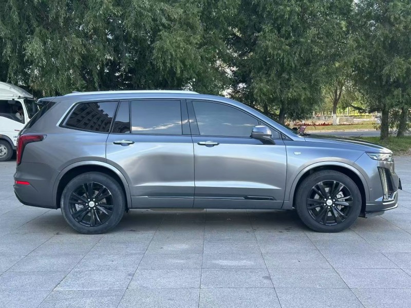 吉林20年凯迪拉克XT67