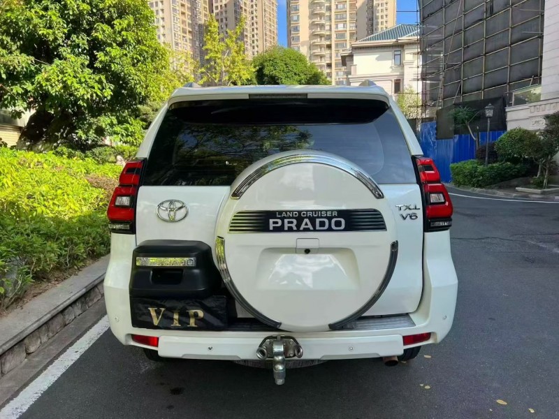 珠海10年丰田普拉多9