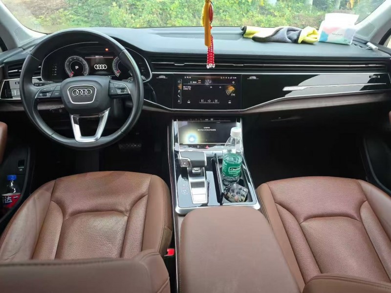 无锡22年奥迪Q76