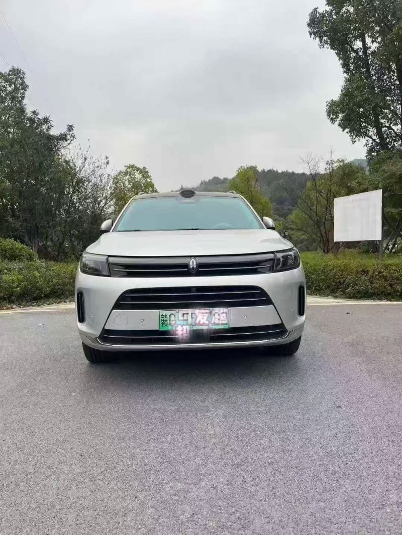 新余24年华为智选问界1