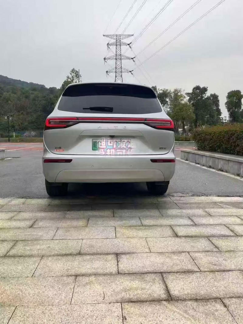 新余24年华为智选问界9