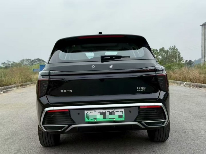 深圳25年红旗HS39