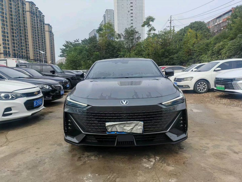 长沙23年长安汽车UNI1