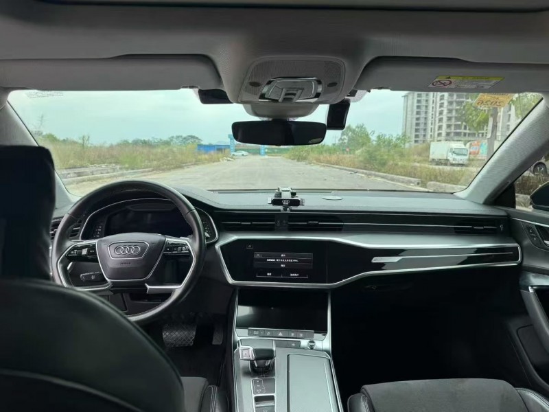 深圳24年奥迪A7L4