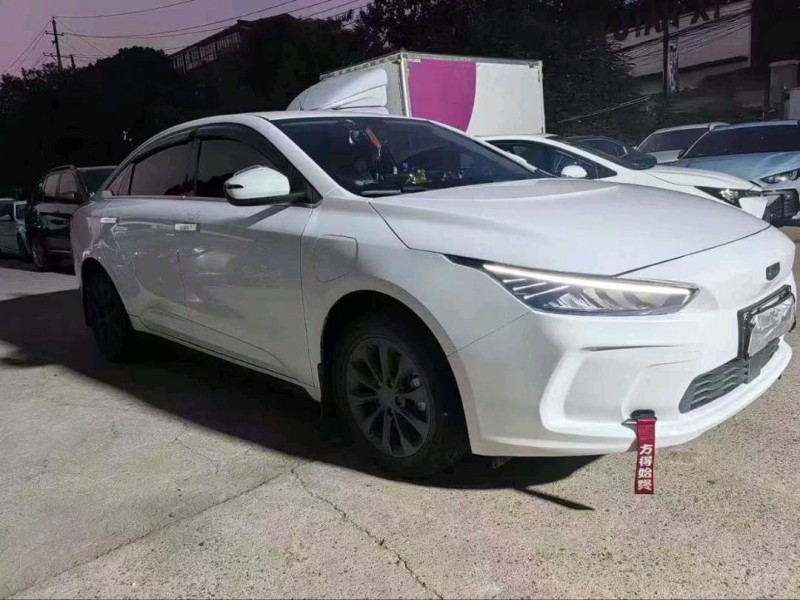 长沙23年吉利几何2