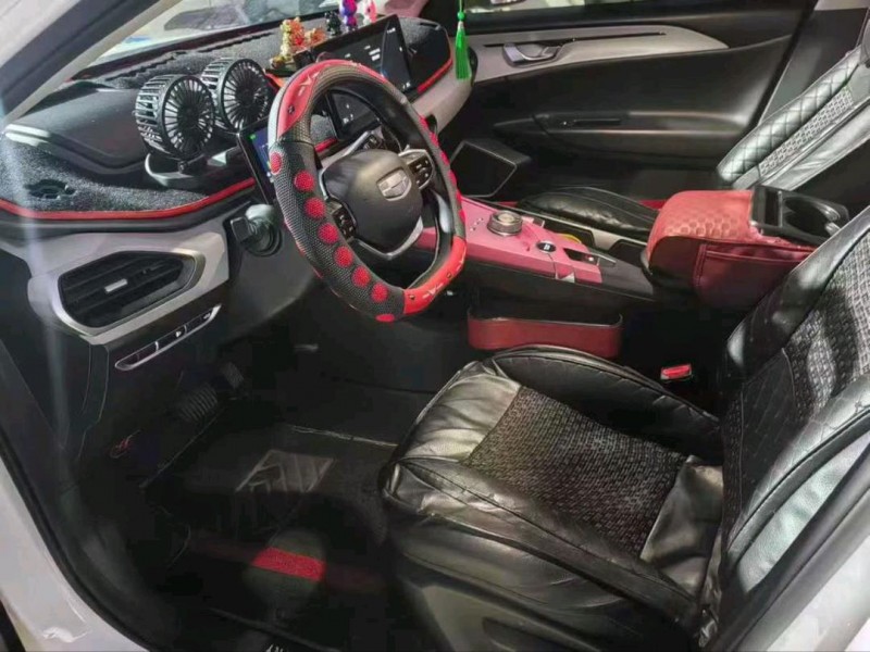 长沙23年吉利几何7