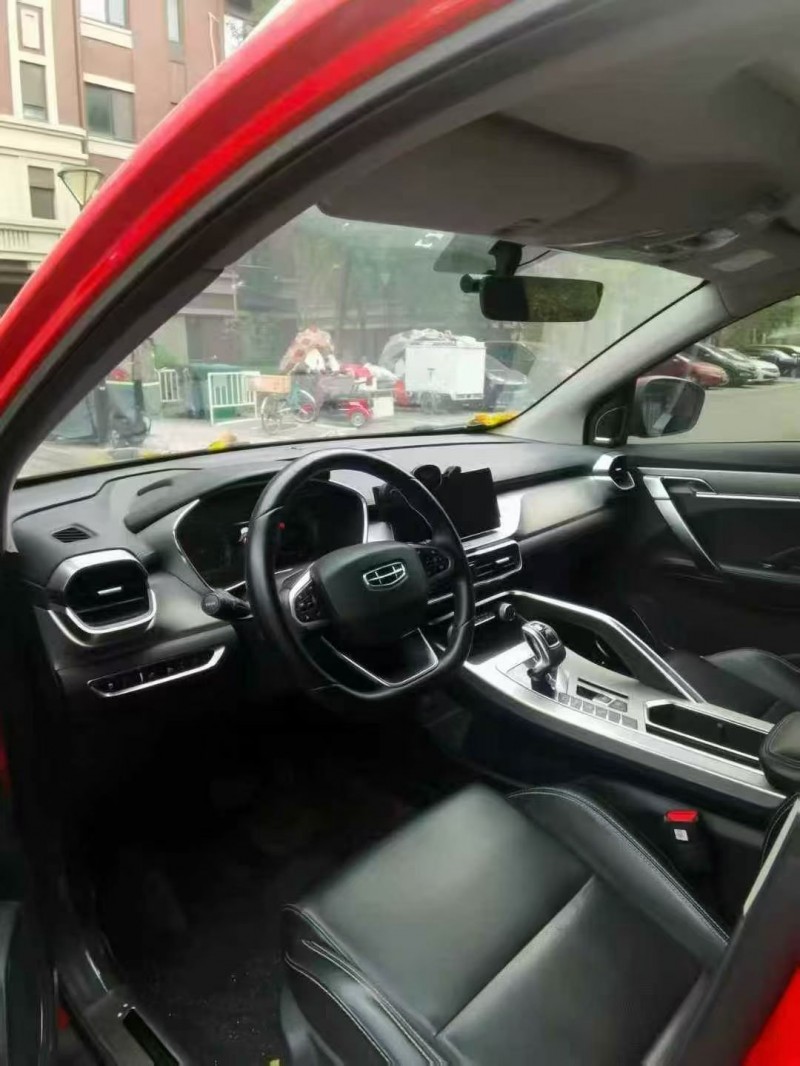 天津19年吉利缤越4