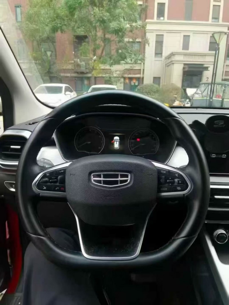 天津19年吉利缤越5