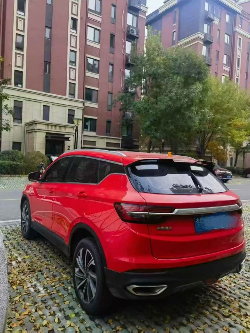 天津19年吉利缤越8