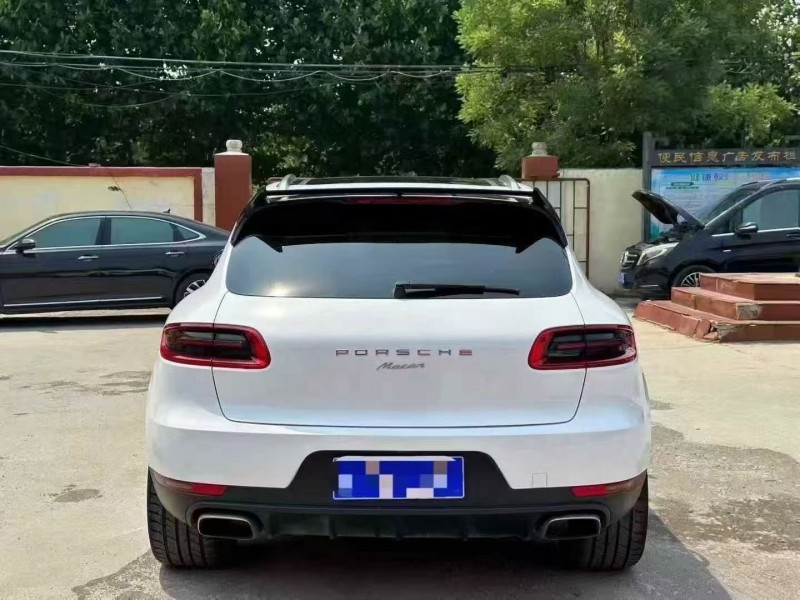 淄博17年保时捷Macan9