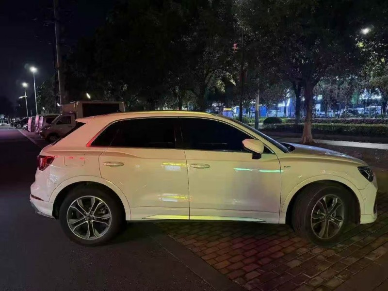 南宁23年奥迪Q37