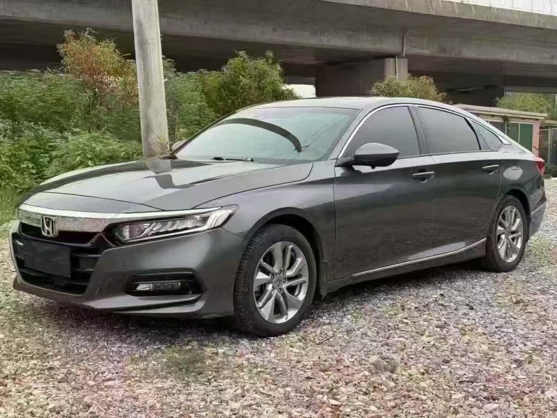 平顶山23年本田雅阁3