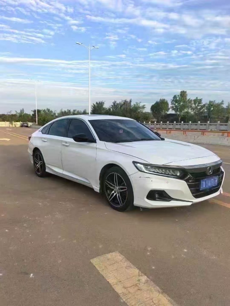 平凉23年本田雅阁2