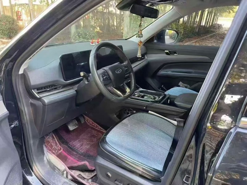 东营23年福特领睿5