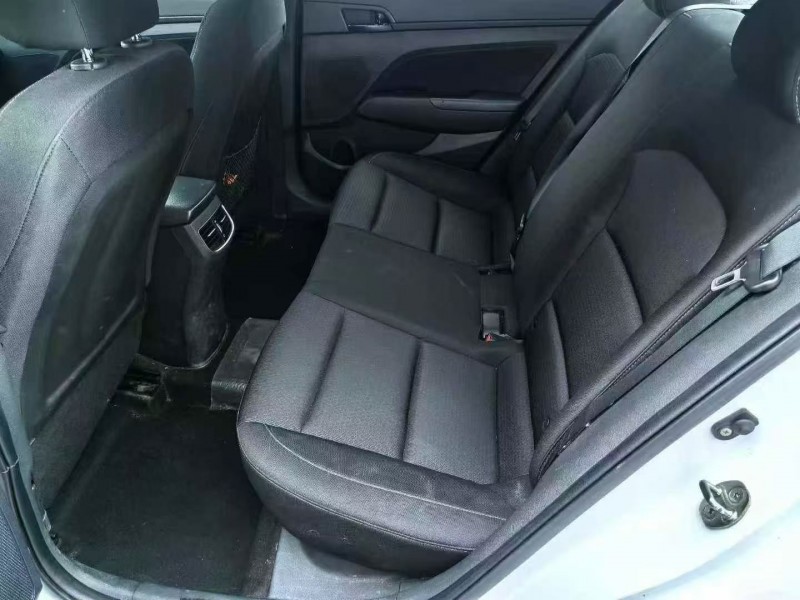 金华19年现代领动5