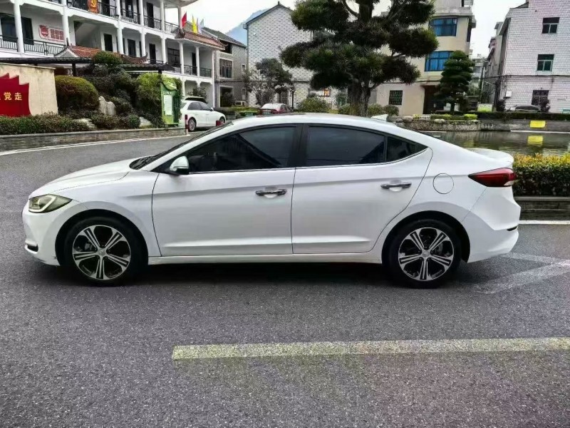 金华19年现代领动7