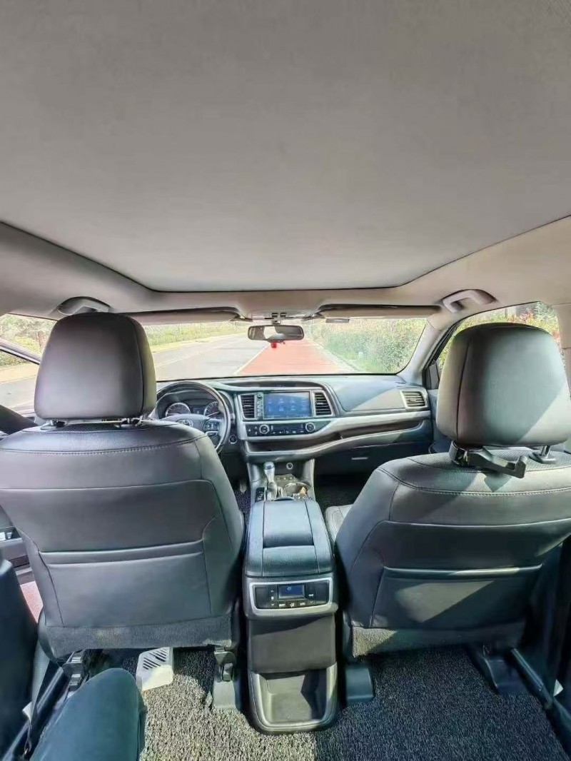 宝鸡17年丰田汉兰达4