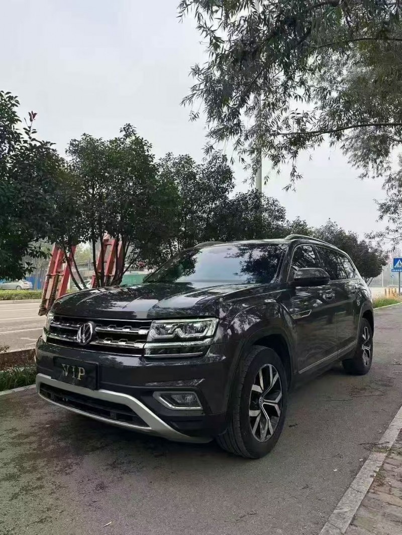 东营17年大众途昂2