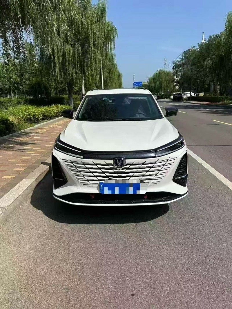 枣庄25年长安汽车CS751