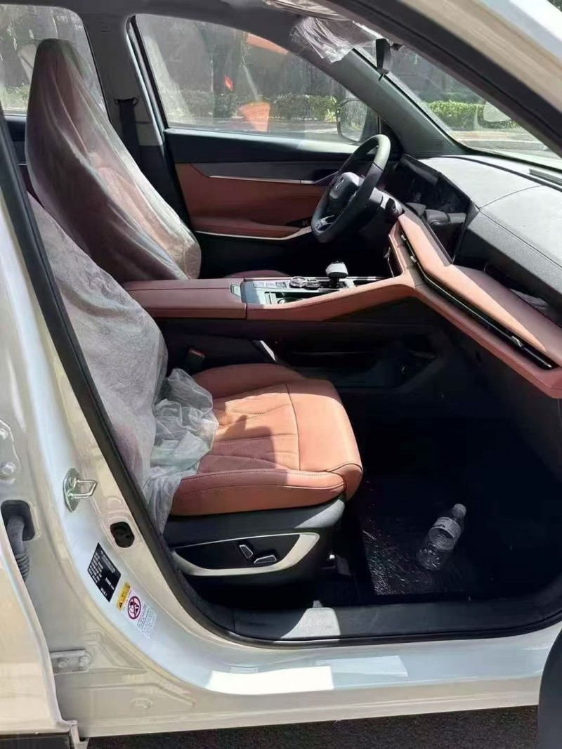 枣庄25年长安汽车CS755