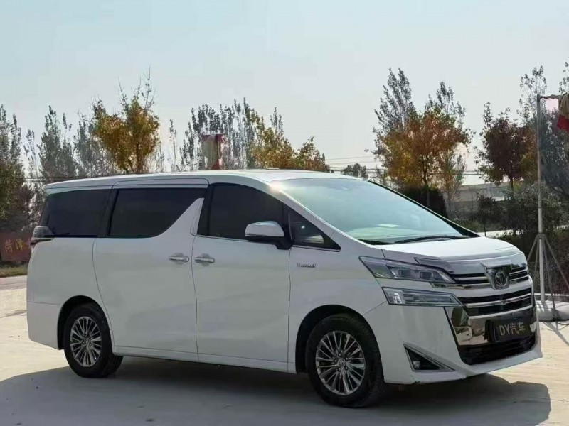 青岛20年丰田威尔法2