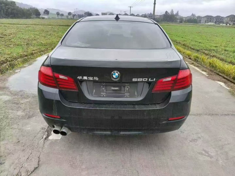 杭州16年宝马5系9