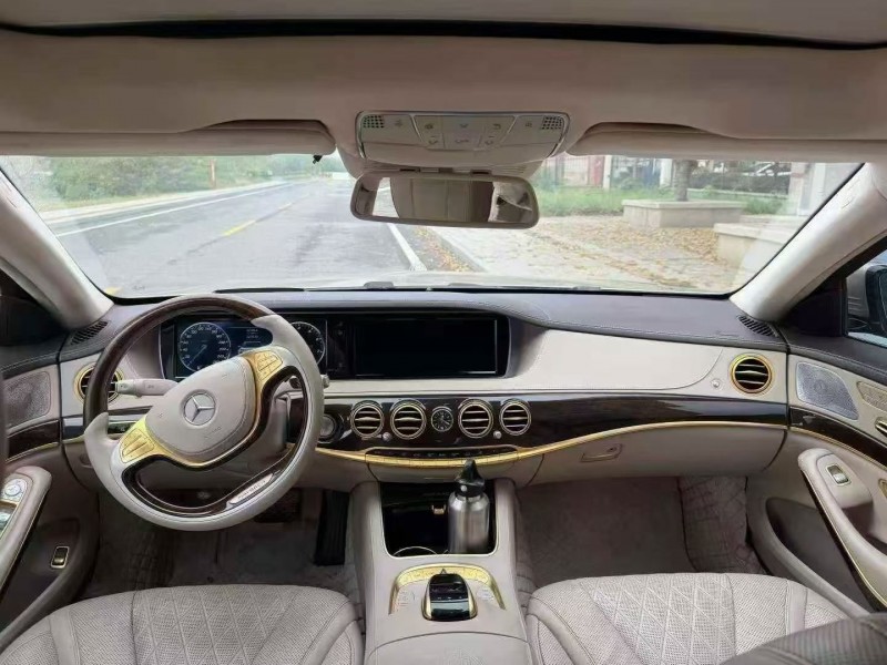 淄博17年奔驰迈巴赫S级3