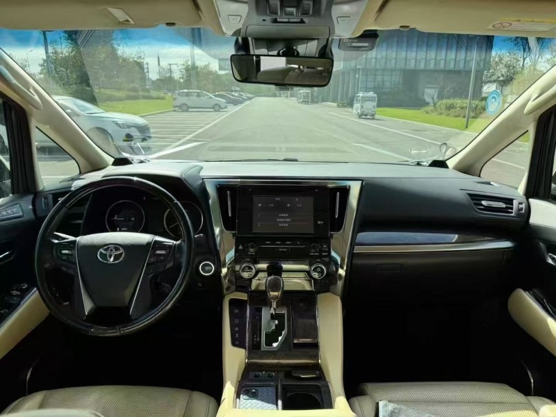 常州19年丰田威尔法4