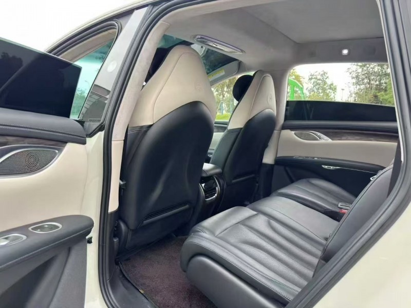 南通25年智己LS74