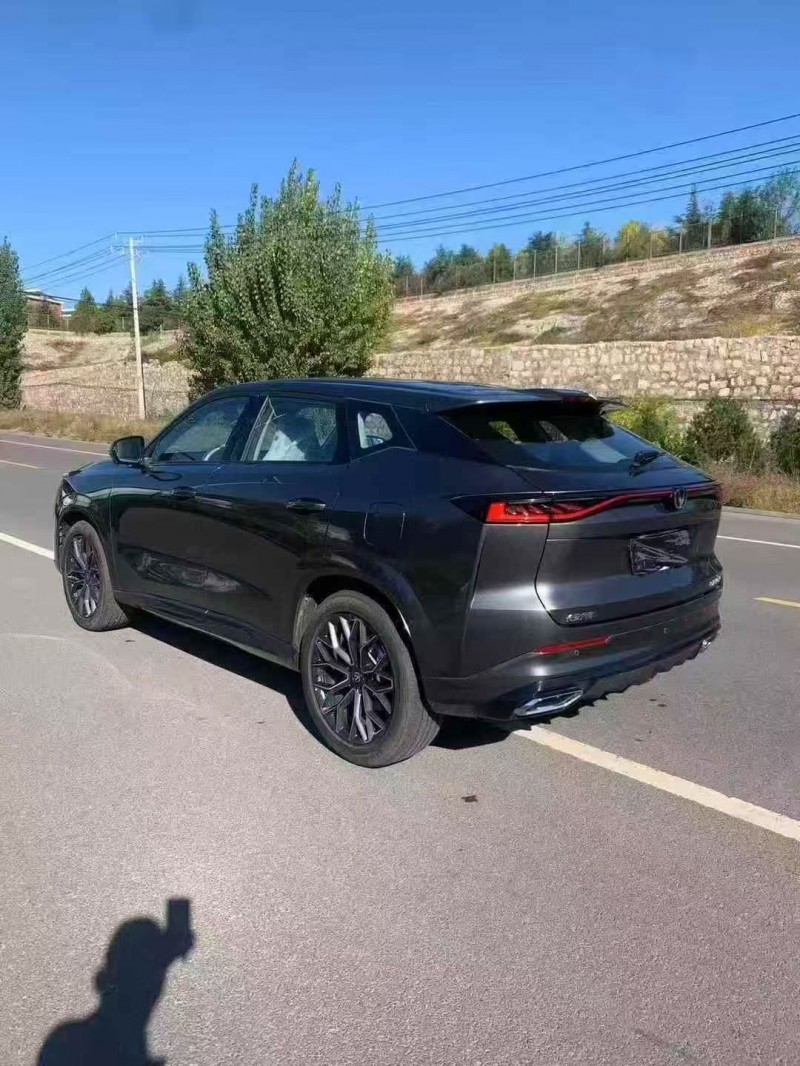 邯郸25年长安汽车UNI5