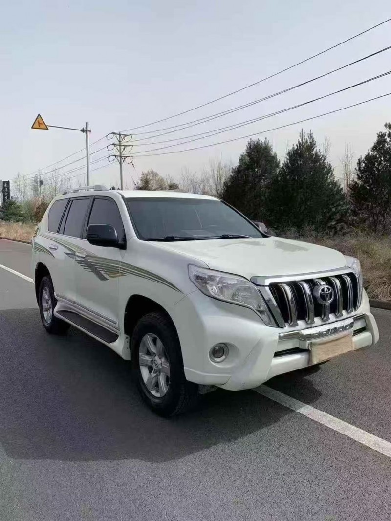 秦皇岛16年丰田普拉多2