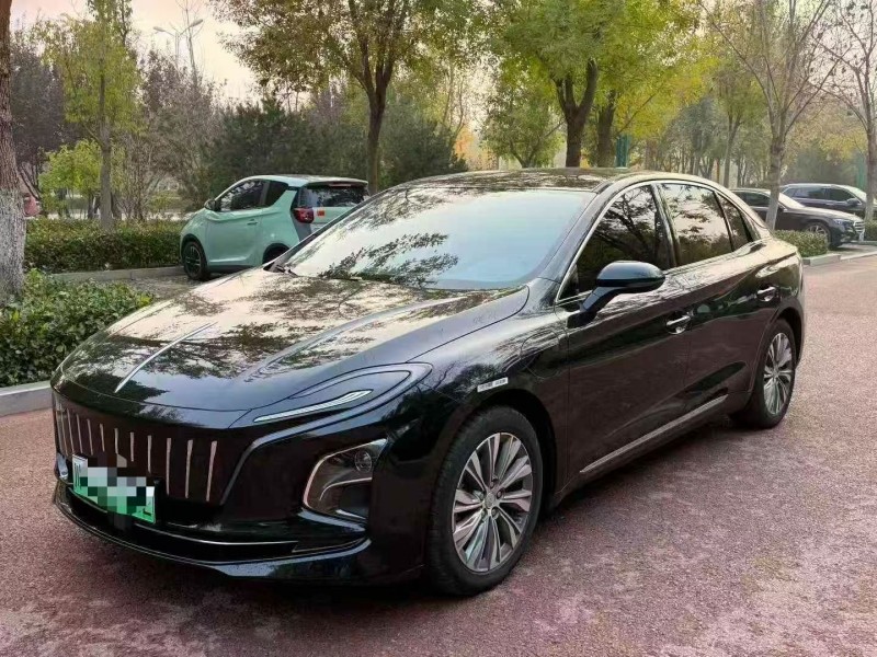 济宁25年红旗E-QM52