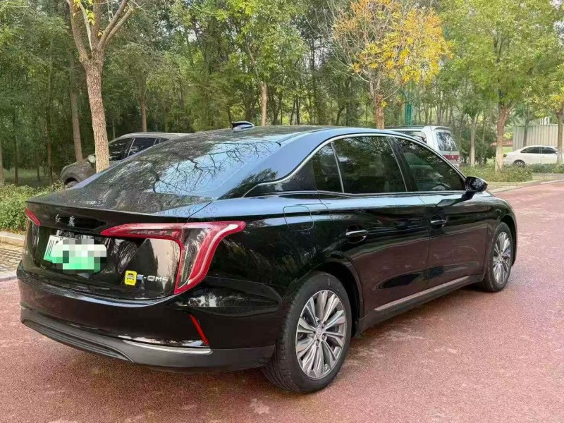 济宁25年红旗E-QM58