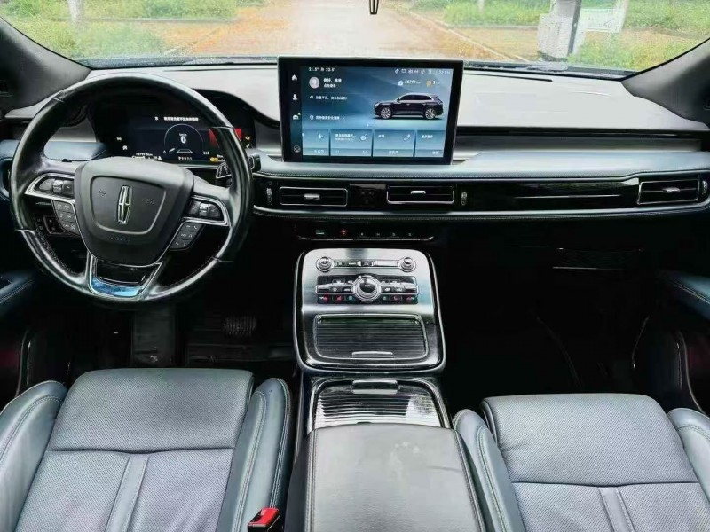 青岛21年林肯航海家5