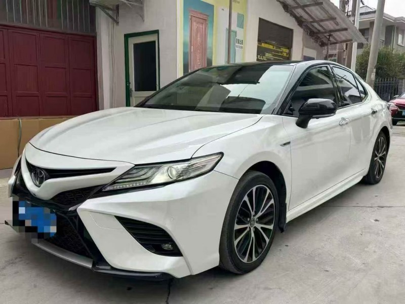 邵阳19年丰田凯美瑞3